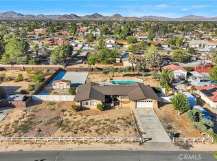 20216 Osseo Rd, Apple Valley, CA 92308