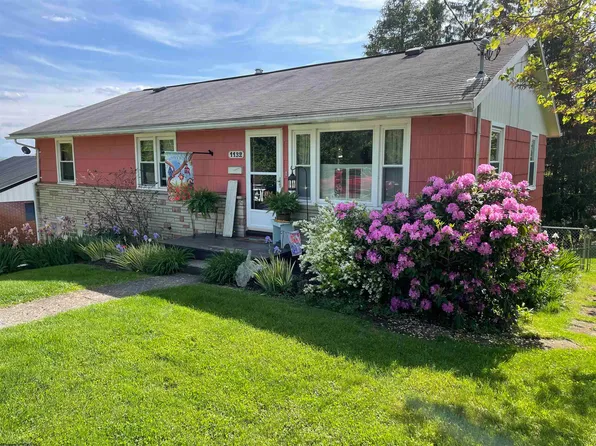 1132 Morningstar Ln, Fairmont, WV 26554