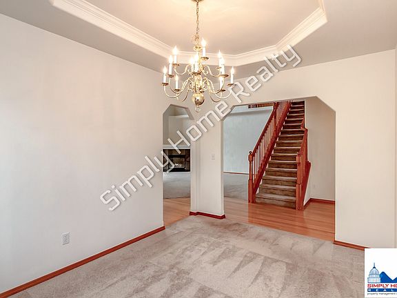 5th image of 4100 Campus Green Dr NE