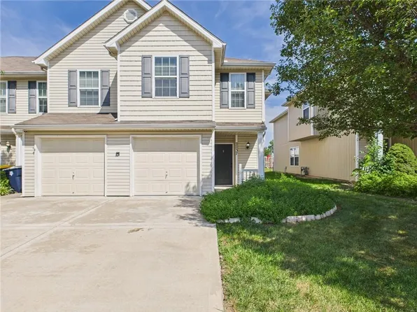 9337 N Main St, Kansas City, MO 64155