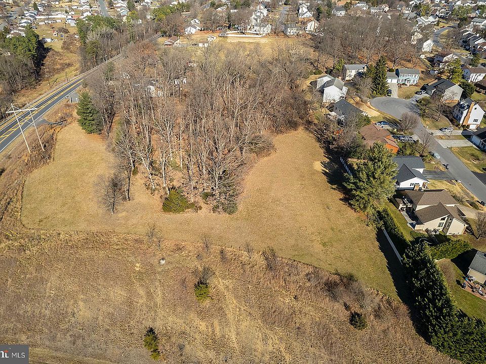 1st image of 353 Greenwood Rd