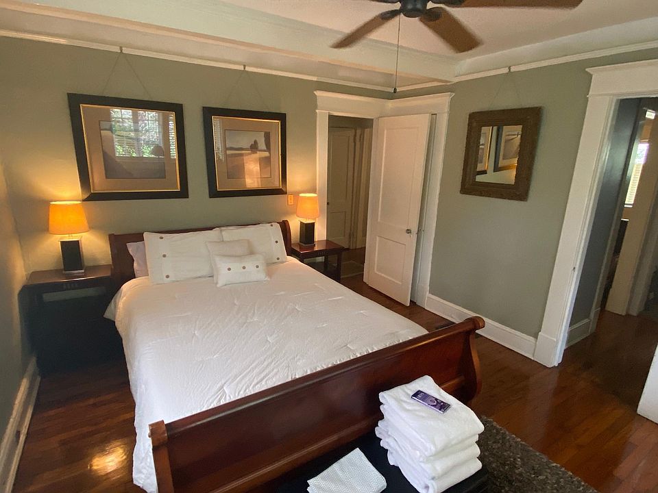 Large Bedroom with lots of windows/light