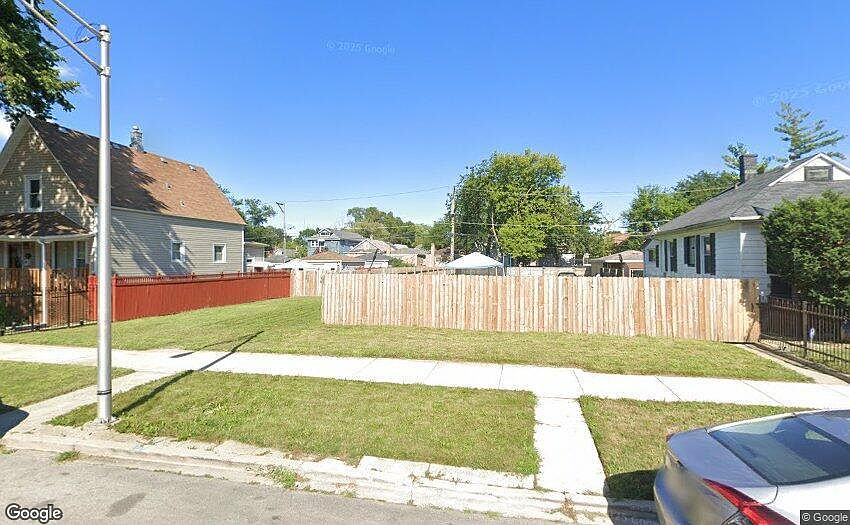 1st image of 7211 S Honore St