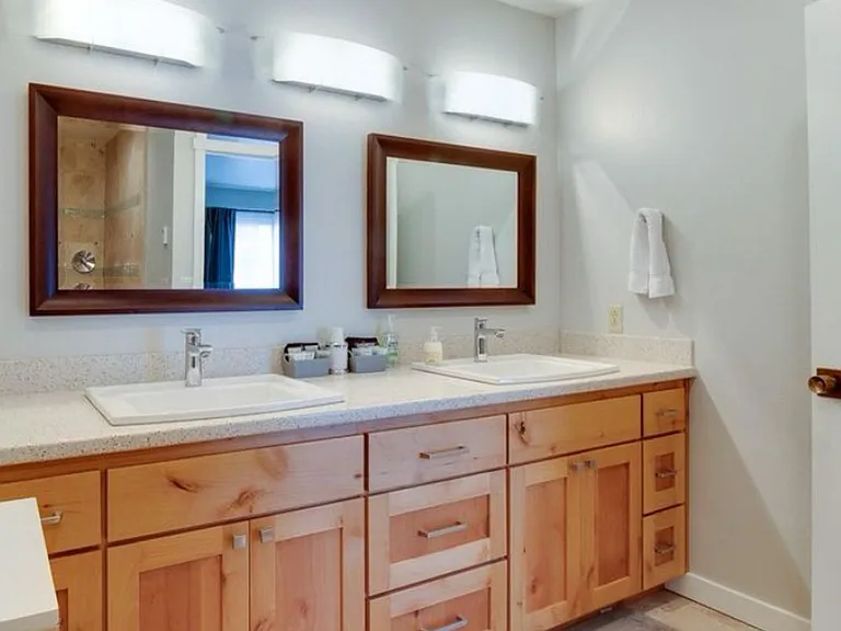 15821 Kittyhawk Ln — Photo 20
