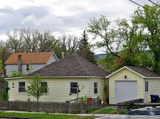 1114 E Lewis St, Livingston, MT 59047