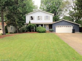 3502 Johnson Farm Dr, Canfield, OH