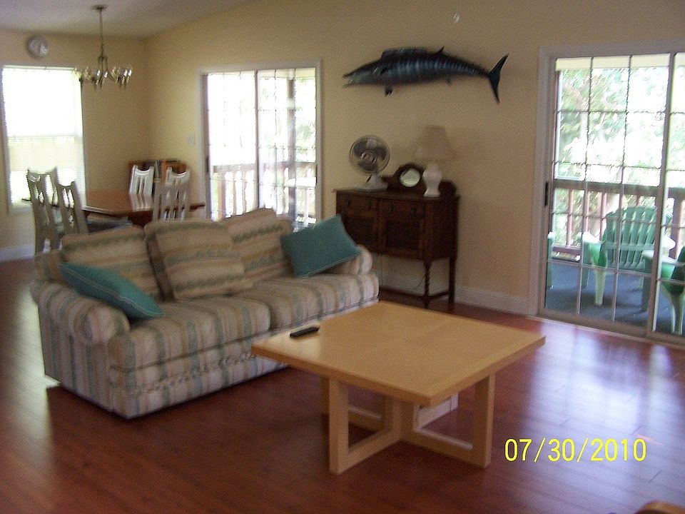 2nd image of 162 Tampa Dr