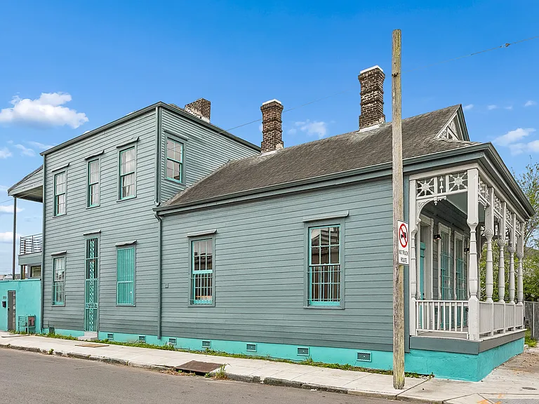 2050 Clio St — Photo 14