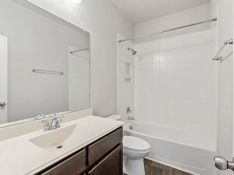 5126 Chester Springs Ln — Photo 19