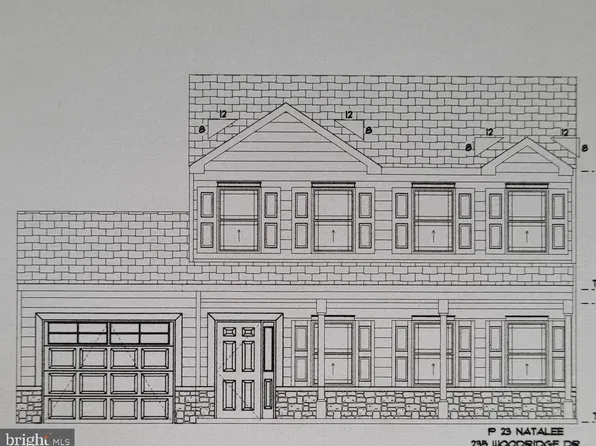 235 Woodridge Dr, Shippensburg, PA 17257