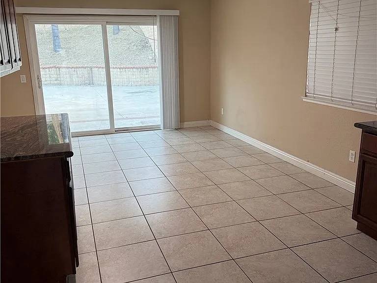 2259 Norte Vista Dr — Photo 3
