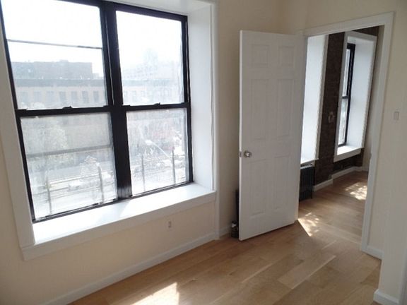3rd image of 429 Lenox Ave #A21