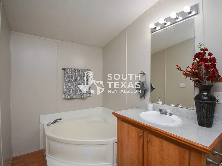 2903 Kipling St — Photo 6