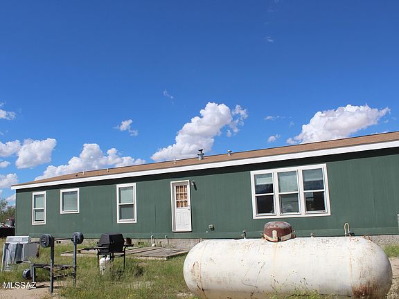 3rd image of 398 E Richland Way