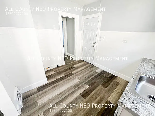 3412 W 117th St #DOWN — Photo 9