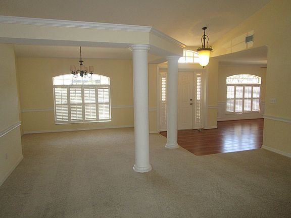 2nd image of 10 Ormond Green Blvd