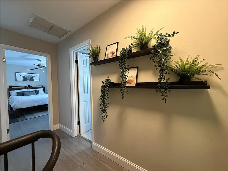 608 NE 29th Dr #1 — Photo 13