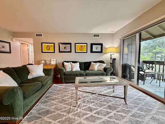 3rd image of 250 Sugar Gum Lane # 249