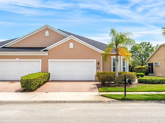 3rd image of 3682 Carambola Cir