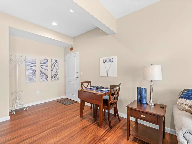 558 Colony Park Dr #301 — Photo 20