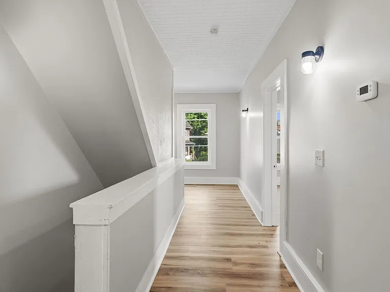 834 Worthington Street — Photo 2