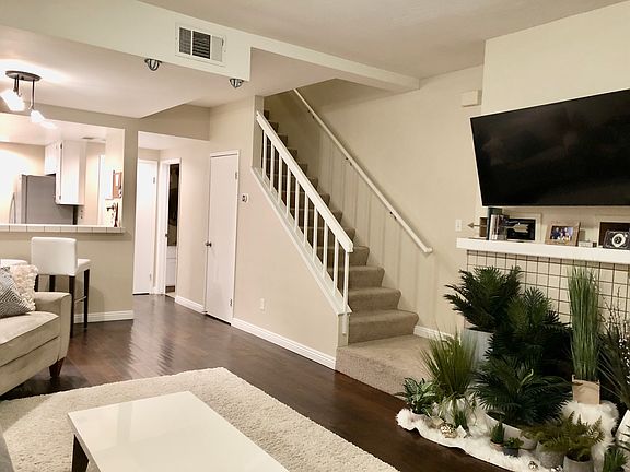 Fully functional fireplace