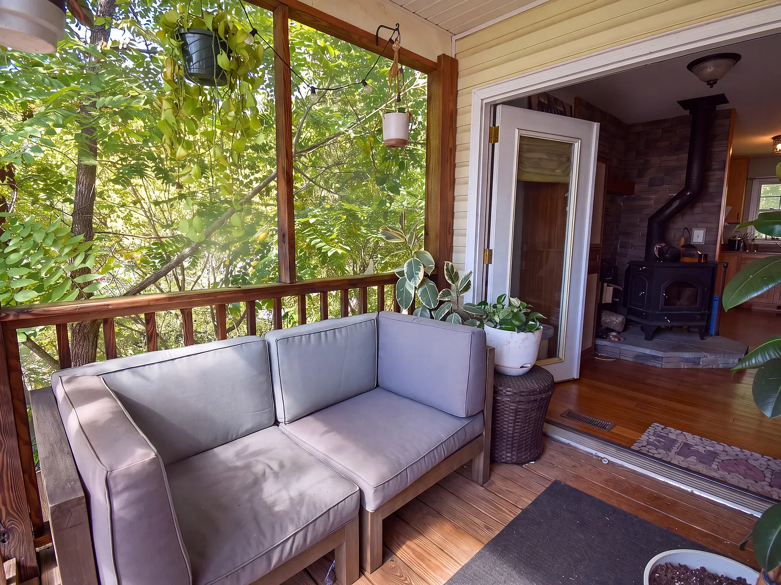 3 bed, 1100 sqft, $2,750 — Photo 4
