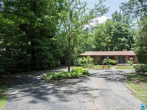 3rd image of 2112 Shadybrook Ln