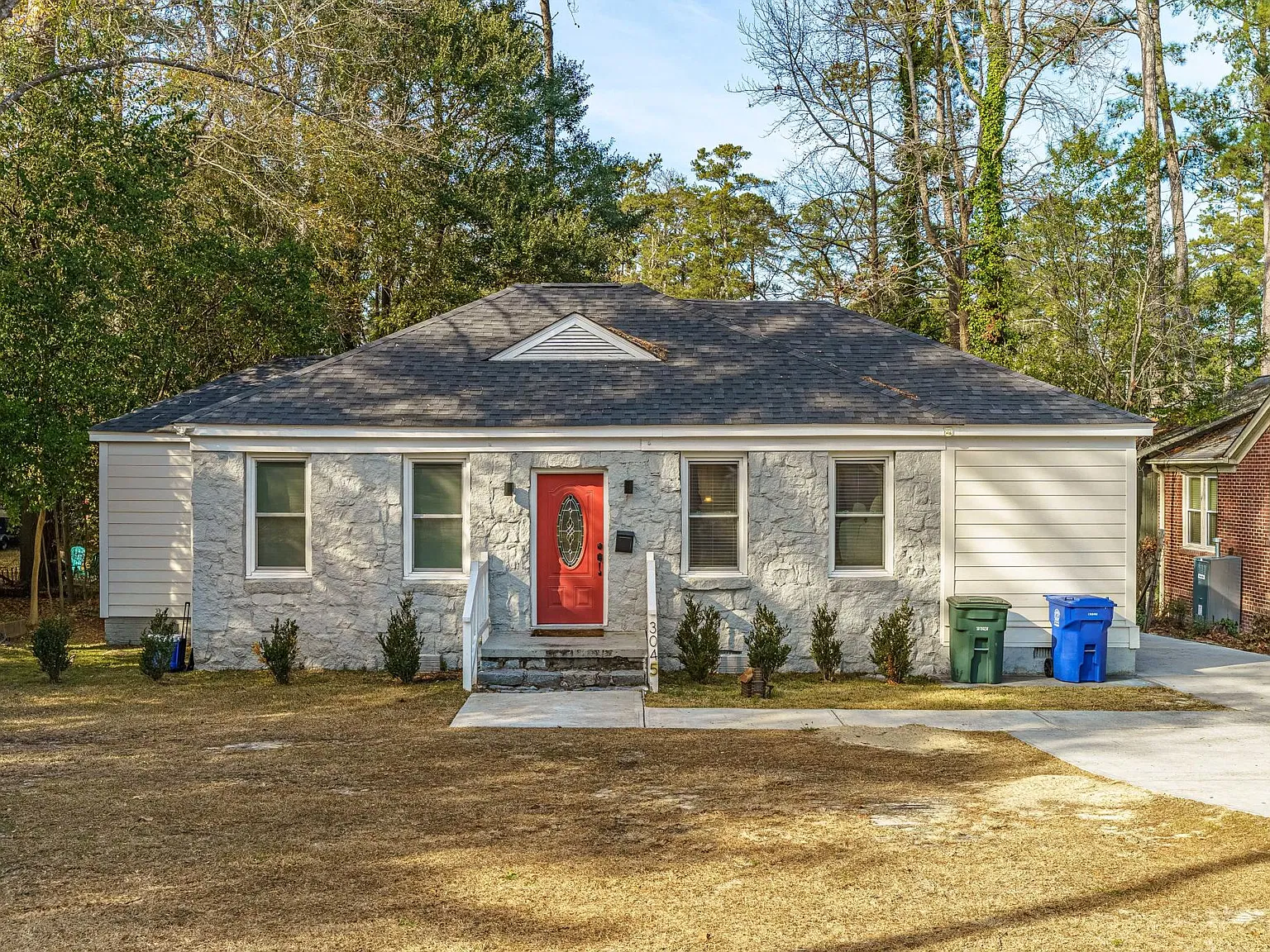 3045 Forest Dr — Photo 3