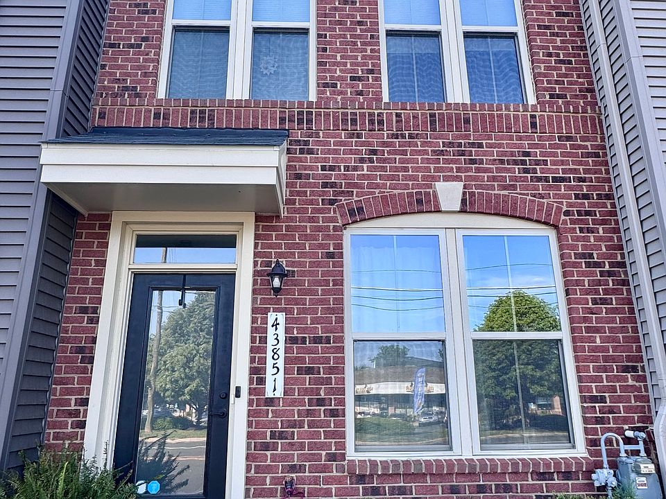 Front of townhouse
