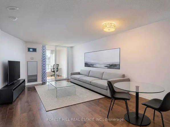 24 Wellesley St W #1303, Toronto, ON M4Y 2X6