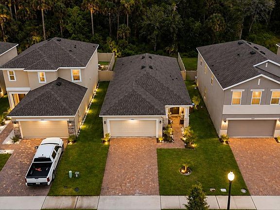 3rd image of 5003 ROYAL POINT AVENUE
