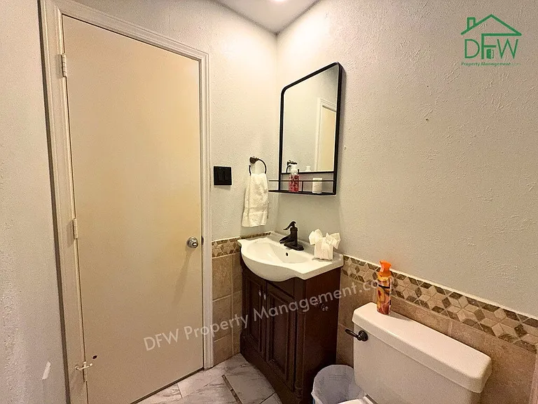 1900 Mill Run Dr — Photo 20