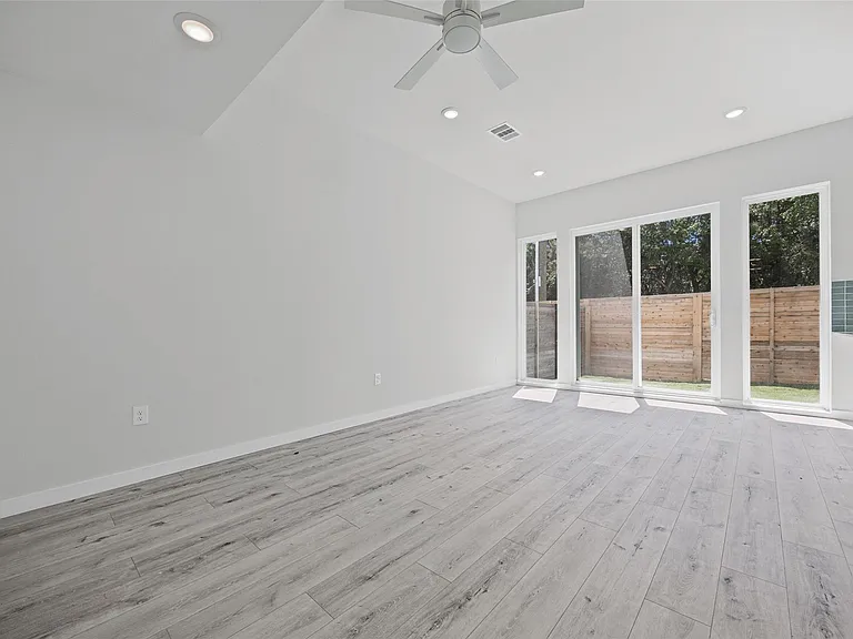 2000 Riverside Farms Rd #5102 — Photo 9