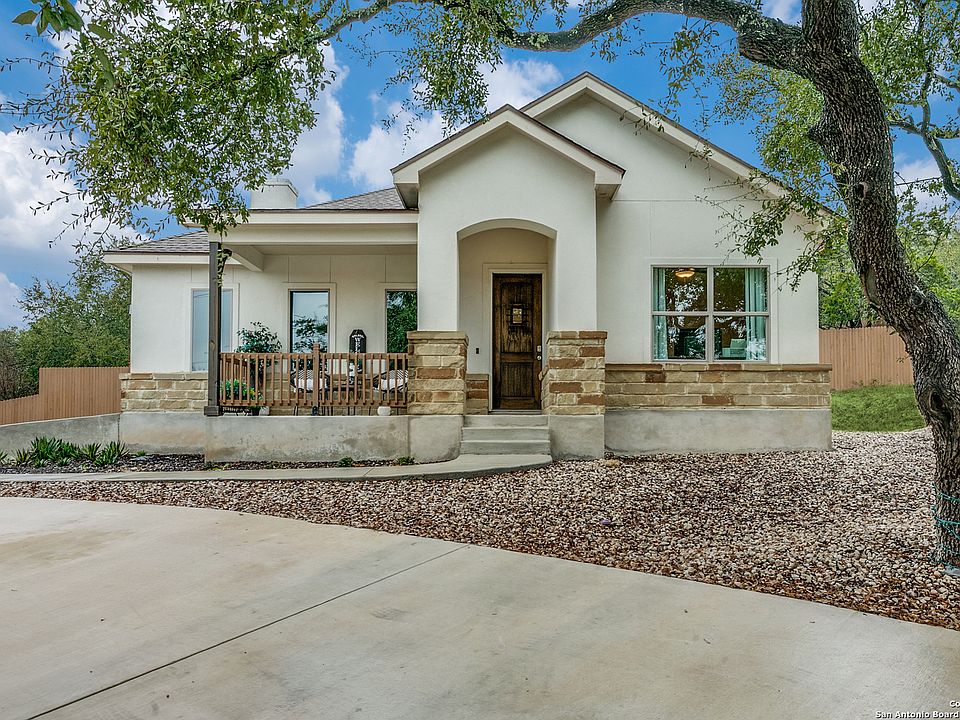 1st image of 223 DEER CROSS LN