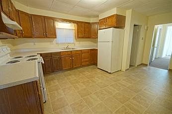 1st fl kitchen