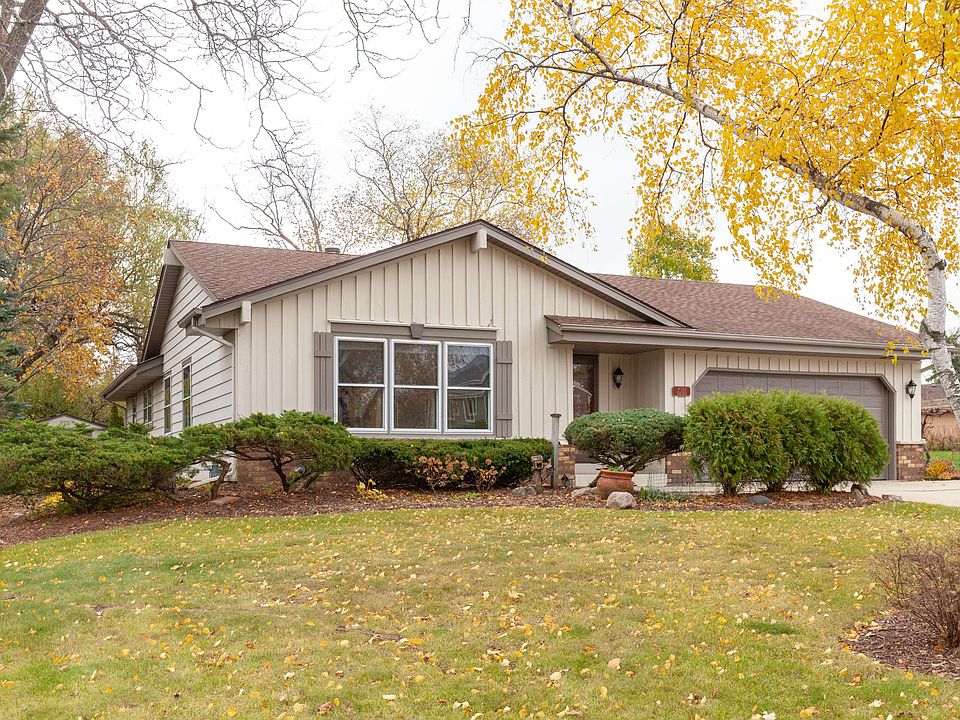 1st image of W162N8316 Tamarack Dr