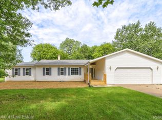 7285 Vassar Rd, Otisville, MI 48463