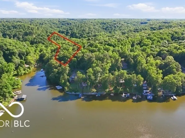 7746 N Tunnel Rd, Unionville, IN 47468