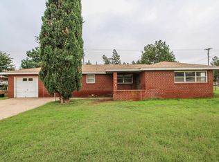 306 E Buckley St, Brownfield, TX 79316