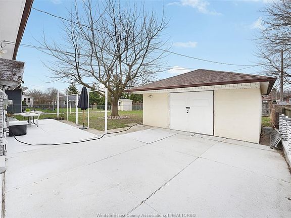 4th image of 3767 Turner Rd