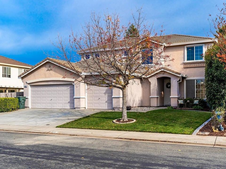 1st image of 823 Tartan Ct