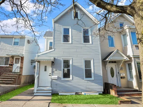 82 Woodland Ave, Kearny, NJ 07032