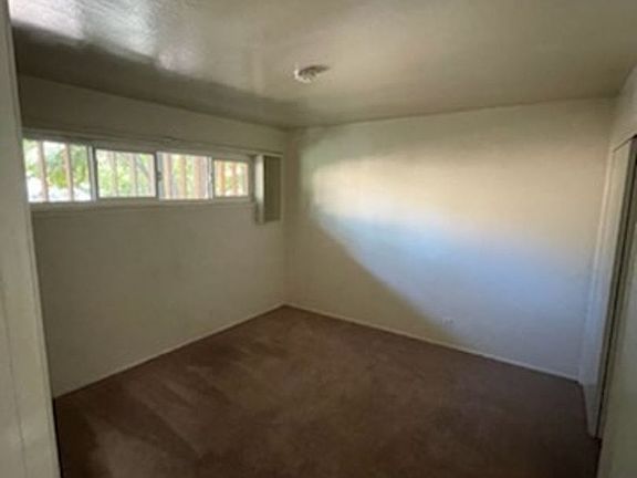 5th image of 457 S 10th St APT 3