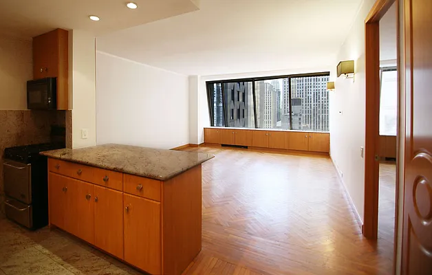 Rented by Residence NYC Real Estate LTD | media 1