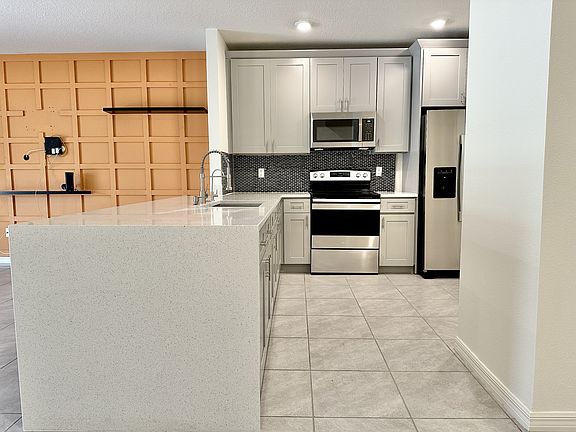 3rd image of 9024 Wildflower Ln #1