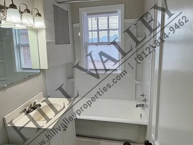 6 McKinley Blvd — Photo 22