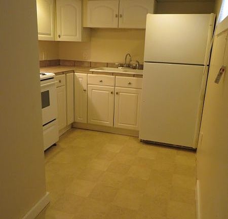 5th image of 1112 S Sheridan Ave Unit 1