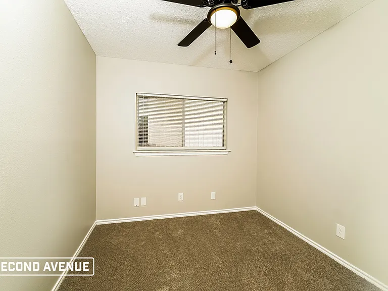 9410 Fulwood Trl — Photo 12