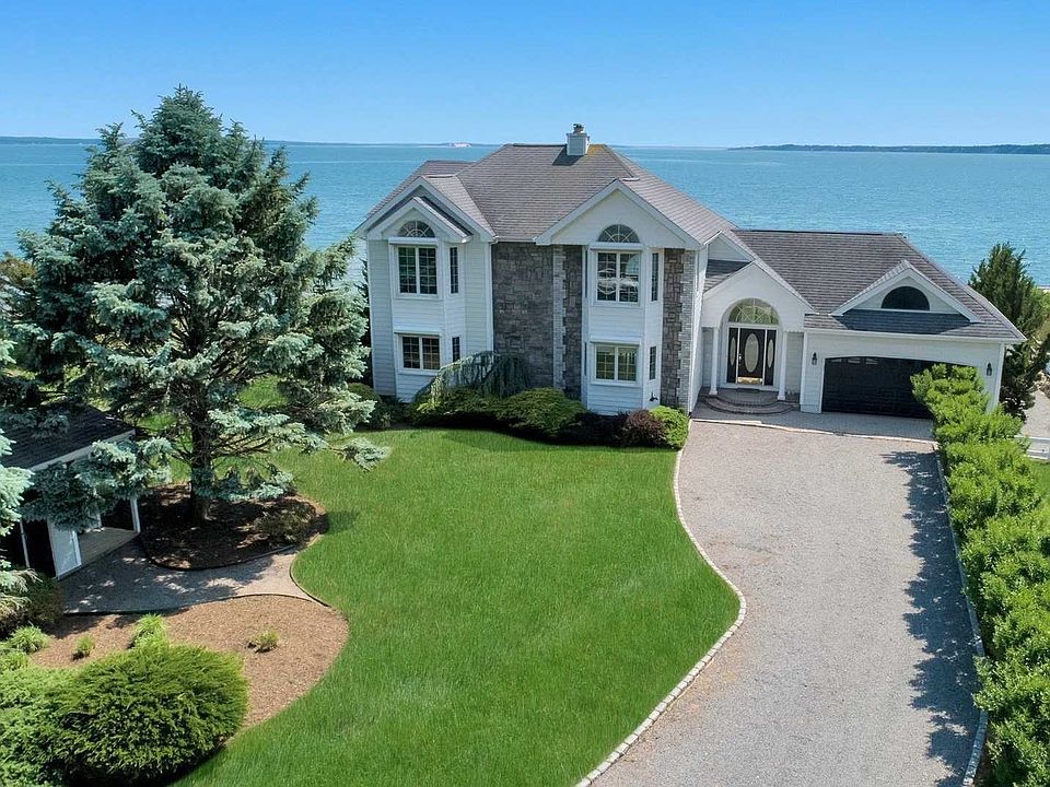 1st image of 1195 Watersedge Way